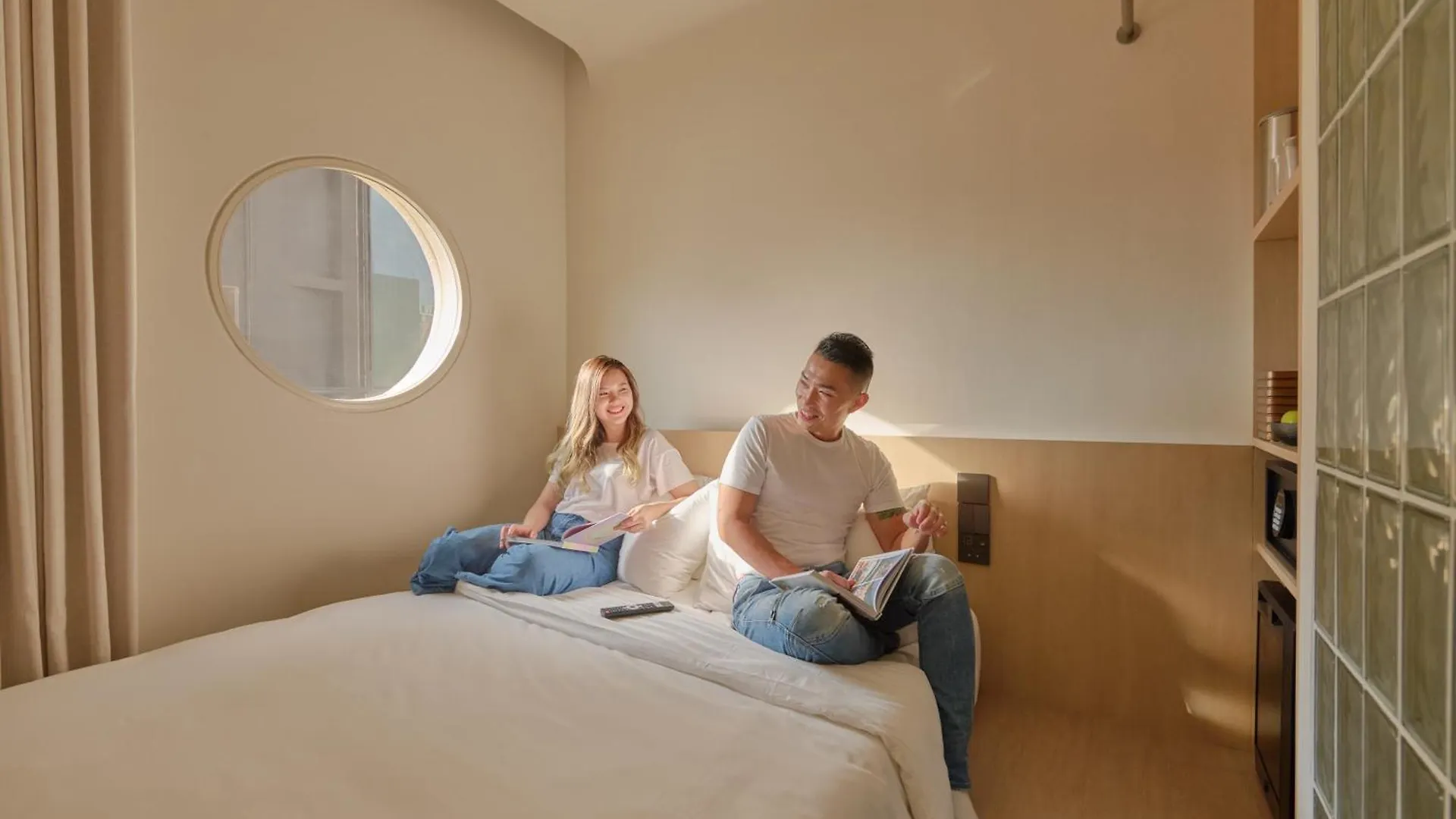 Kinn Habitat Singapur 2*,  Singapur